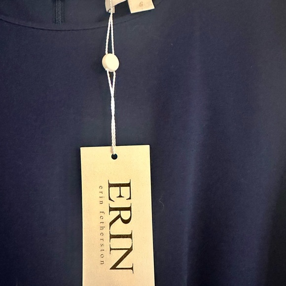 Erin by Erin Fetherston Navy Dress with crew neckline and pleaded skirt. Size 6 - Picture 5 of 8